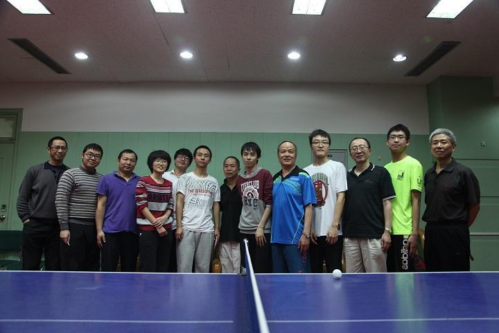乒乓球合影.jpg